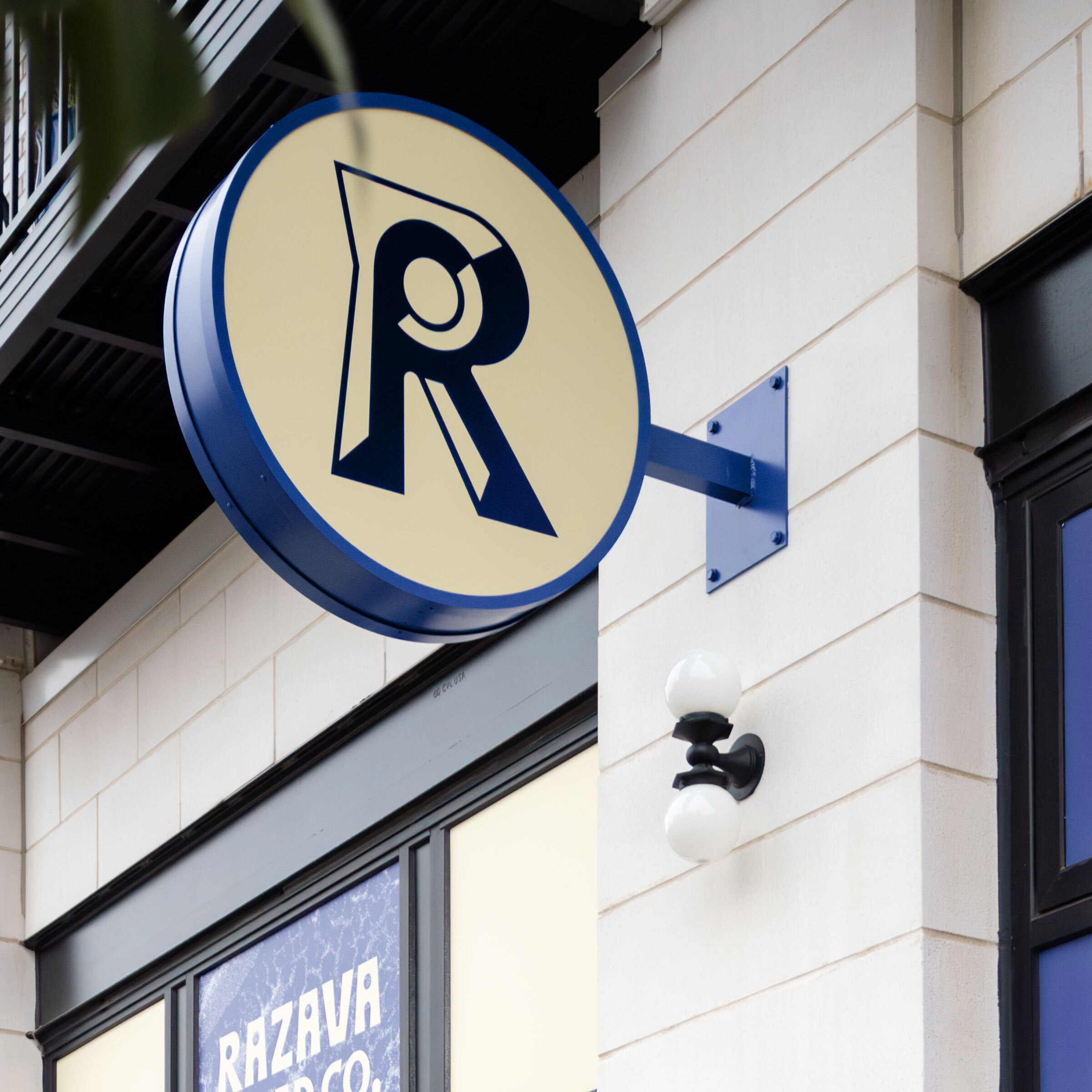 Razava Case Study 03 A SQ